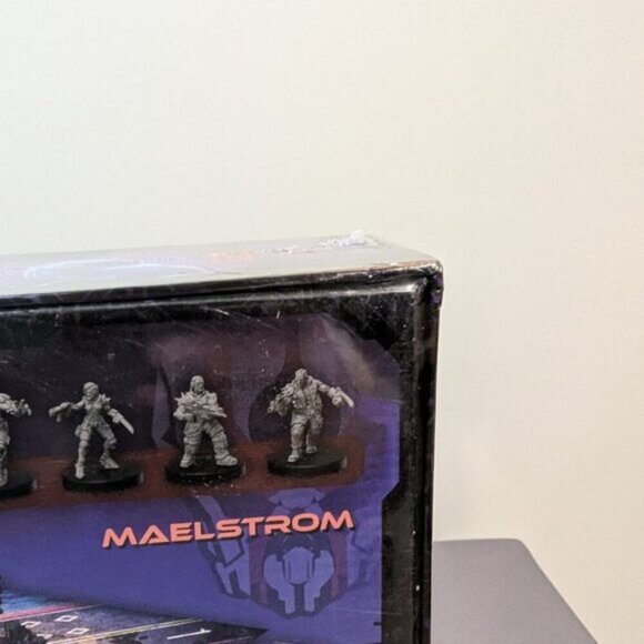 NEW Monster Fight Club Cyberpunk Red Board Game MFC-45000 - Picture 11 of 16